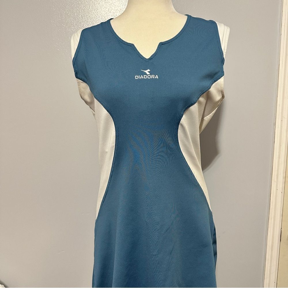Diadora sleeveless, tennis dress size L